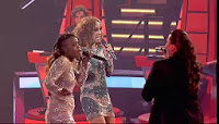 Rosario-canta-equipo-la-voz